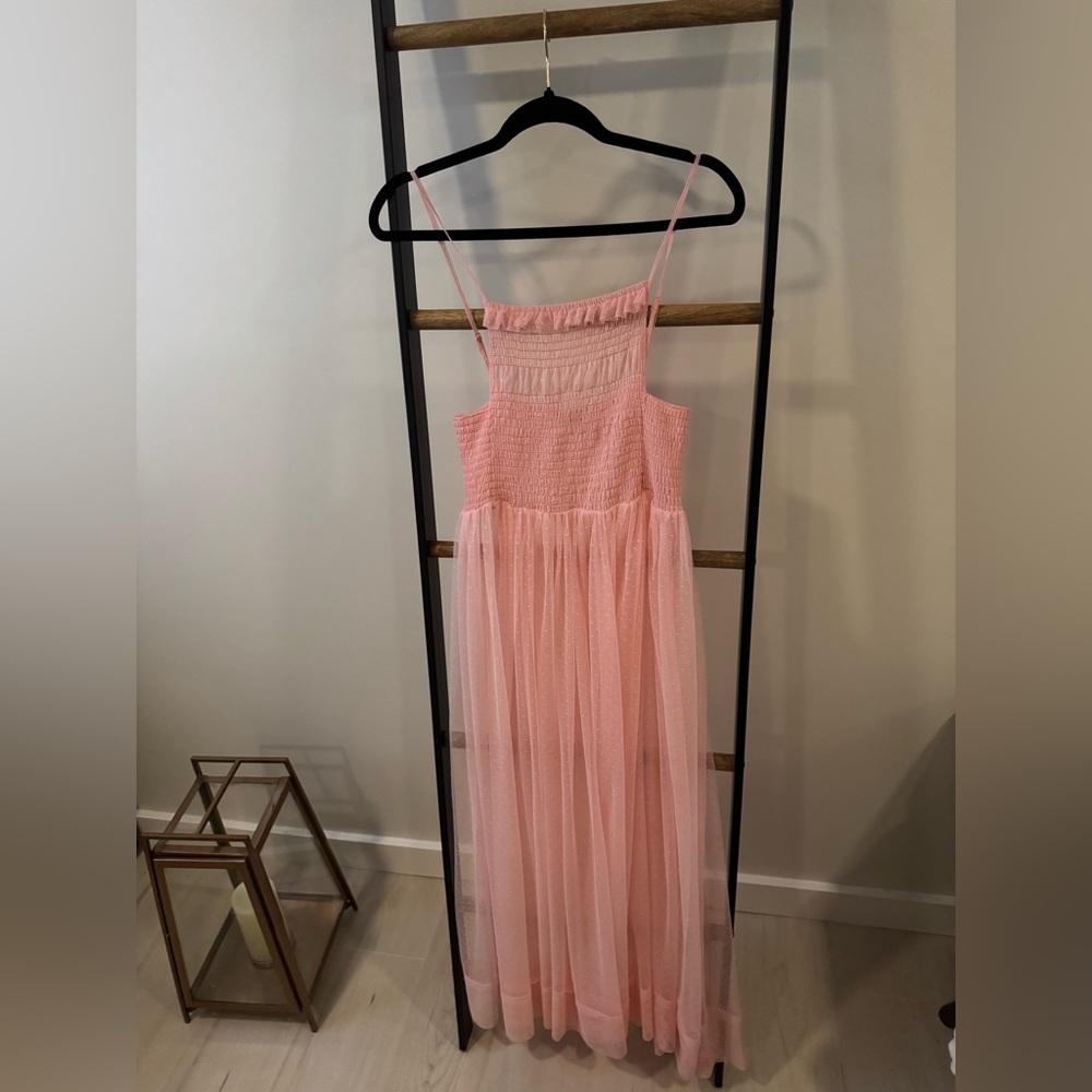 Pink tulle midi dress #tulle #mididress